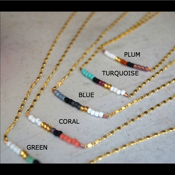 DELICATE BEADED NECKLACE