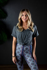 DARIA V NECK TEE CHARCOAL-