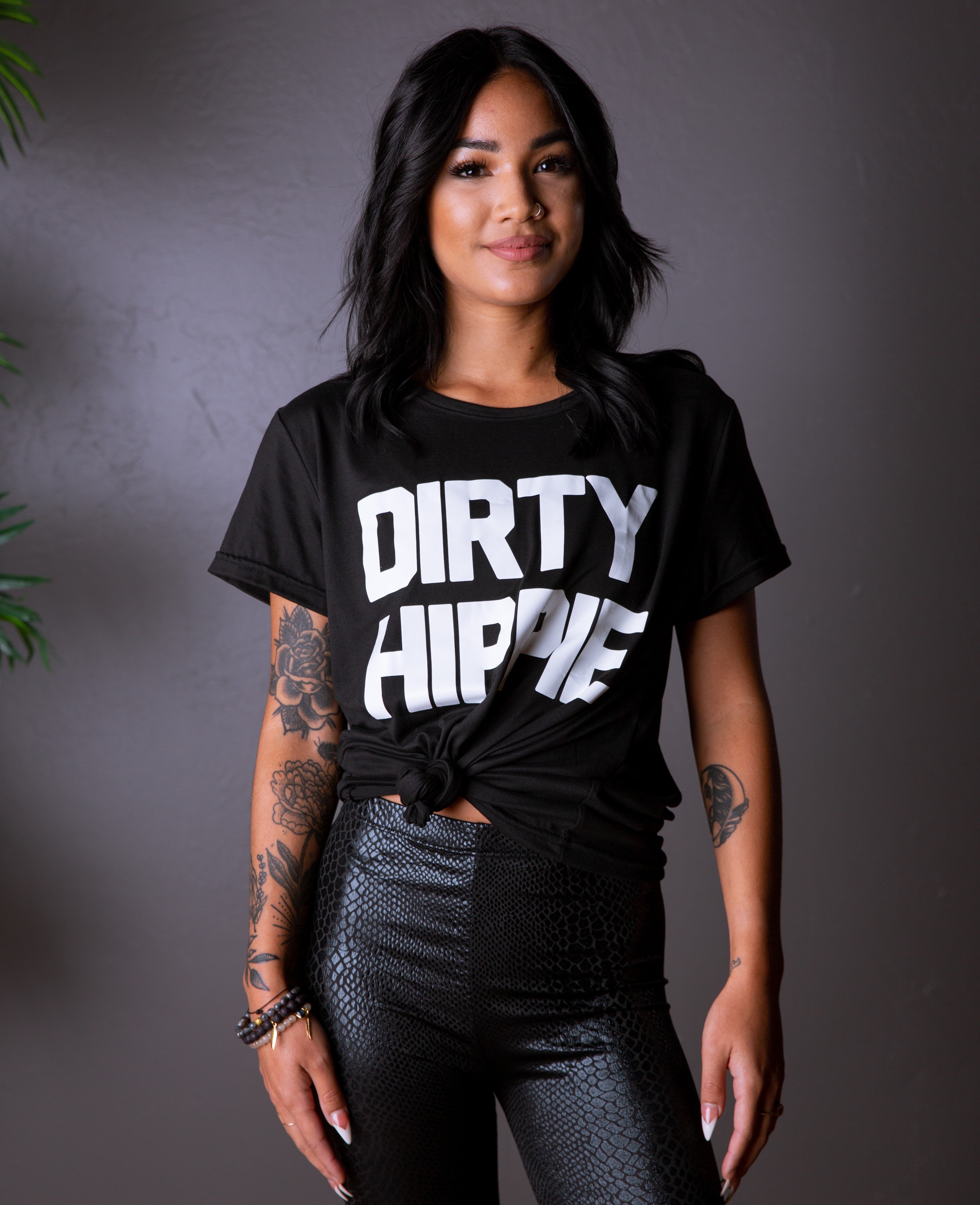 DIRTY HIPPIE TEE BLACK