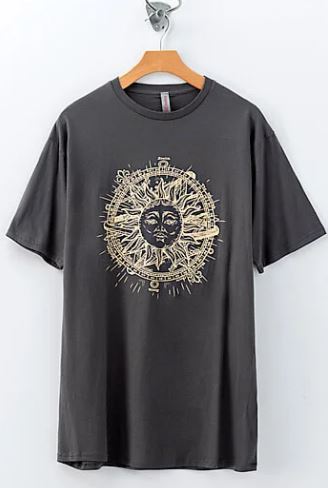 SUNDIAL PRINTED GRAPHIC TEE