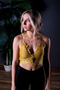 AXEL LACE STRAPPY BRALETTE MUST