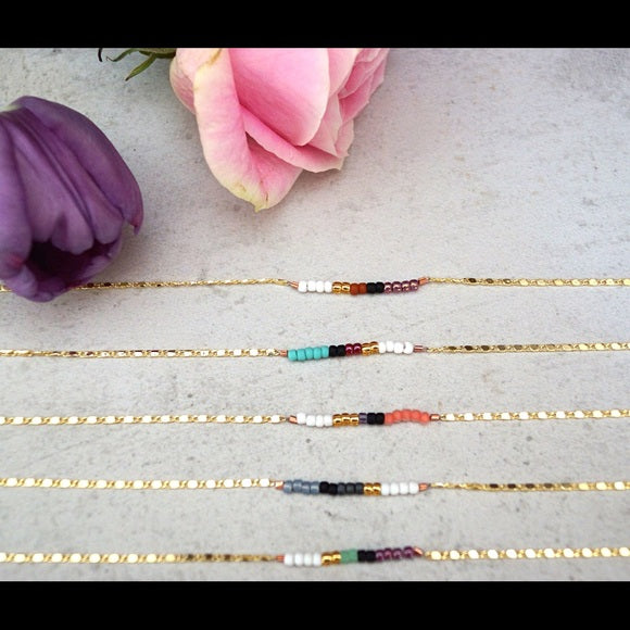 DELICATE BEADED NECKLACE